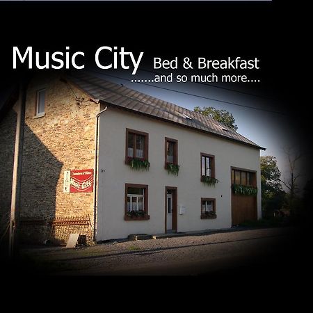 B&B Music City Wibrin Exterior photo